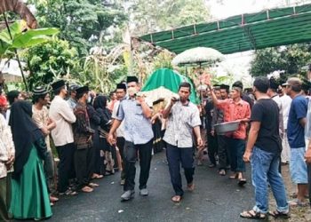 Korban Perampokan di BRI Link Lampung Timur Dimakamkan