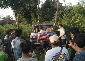 Ratusan massa kepung pengendara mobil Fortuner di Lampung Timur