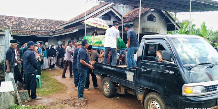 Warga Tewas Tertabrak saat Jalan Pagi di Jalan Lintas Lampung Timur