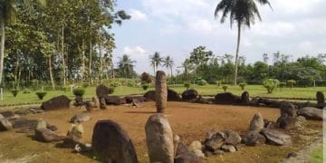 Situs Batu Mayat Taman Purbakala Pugung Raharjo Lampung Timur