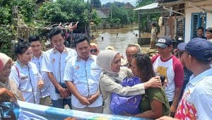 Gerindra Lampung beri bantuan sembako bagi warga terdampak banjir di Lampung Utara