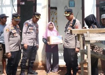 Puting Beliung Terjang 3 Desa di Lampung Timur, 25 Rumah Warga Rusak