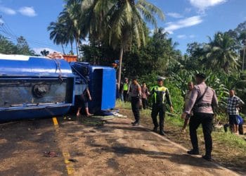 Kecelakaan truk BBM di Tanggamus