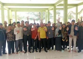 Camat Labuhan Ratu Ngebut Sosialisasi, Cegah Ancaman Kekerasan Perempuan dan Anak